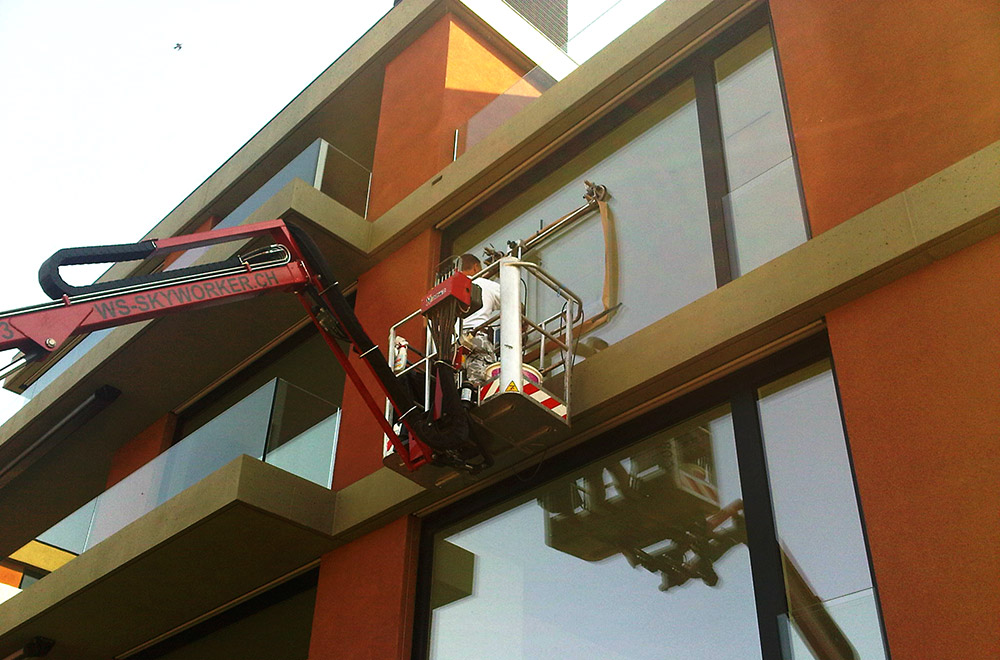 vetrox, glaskratzer, glaskratzer entfernen, glaskratzerentfernung, scratching, graffiti, glass doc, glassanierung, verkratztes glas