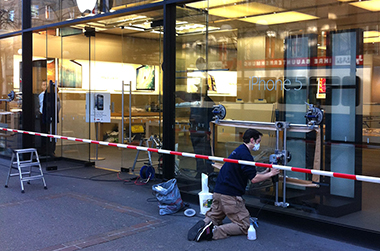 vetrox, glaskratzer entfernen, glasreparatur, verkratztes glas, glasschutz, esg, vsg, isolierglas, glasoberfläche, float, brandschutzglas